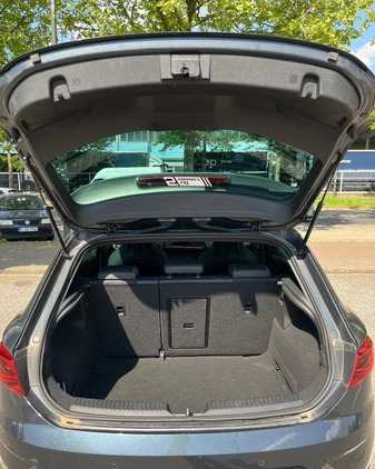 Seat Leon cena 144000 przebieg: 68000, rok produkcji 2020 z Kraków małe 67